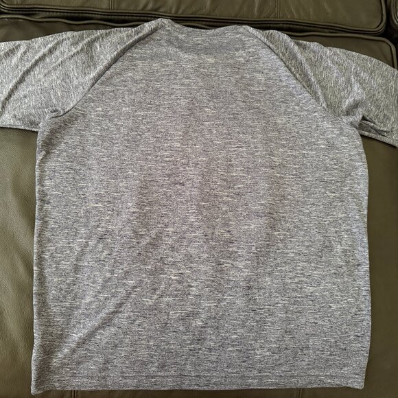 Nike Men's Heathered Short-Sleeve Hydroguard Swim Shirt, like new, size large! - Picture 2 of 3